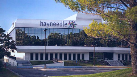 Hayneedle closing headquarters in Omaha, integrating with Walmart.com