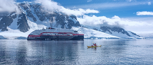 Home | Hurtigruten Expeditions