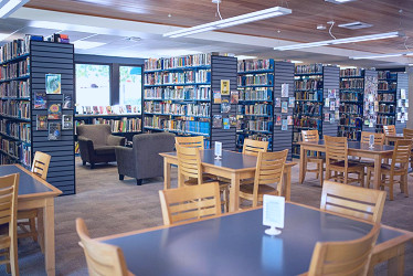 The Matthews Library - Sacramento Country Day School