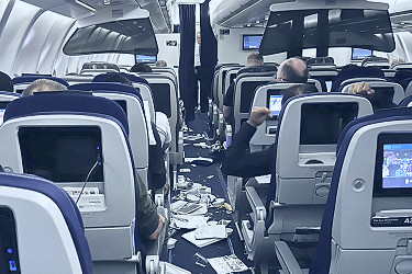 7 hurt after Lufthansa flight experiences 'significant turbulence,' diverts  to Washington D.C. area