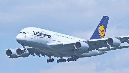Lufthansa decommissions aircraft, predicts recovery will take years -  FreightWaves