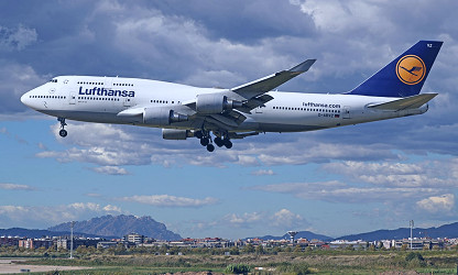 Lufthansa's 'green' adverts banned in UK for misleading consumers | Airline  industry | The Guardian