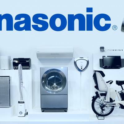 Amazon.com : Panasonic X2000 4K Professional Camcorder with 24x Optical  Zoom, WiFi HD Live Streaming, 3G SDI Output and VW-HU1 Detachable Handle,  HC-X2000 (USA Black) : Electronics