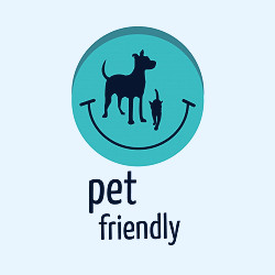 Pet-Friendly logo and label | Domestika