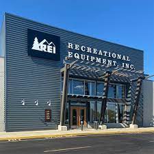 REI Castleton Store - Indianapolis, IN - Sporting Goods, Camping Gear | REI  Co-op
