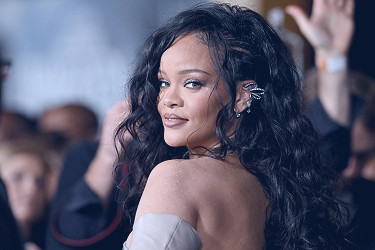 Rihanna Says Super Bowl Performance Doesn't Mean New Album