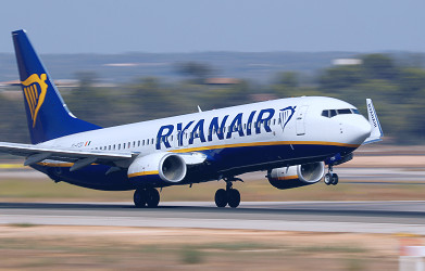 Ryanair to buy sustainable fuel from Shell but 2030 target elusive | Reuters