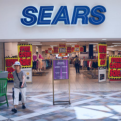 Laid-off Sears workers left with nothing – and they say wealthy bosses are  to blame | Retail industry | The Guardian