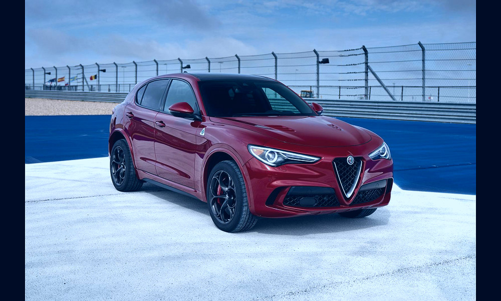 2019 Alfa Romeo Stelvio Review & Ratings | Edmunds