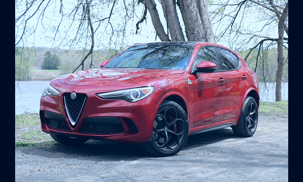 2023 Alfa Romeo Stelvio Quadrifoglio Review, Pricing | New Stelvio  Quadrifoglio SUV Models | CarBuzz