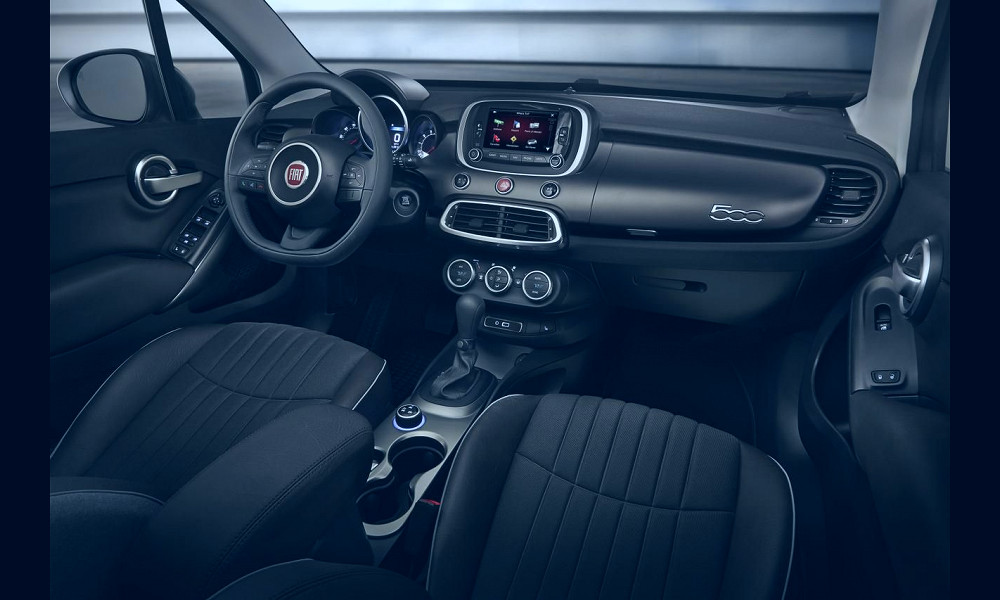 2016 Fiat 500X offers adult size and youthful style