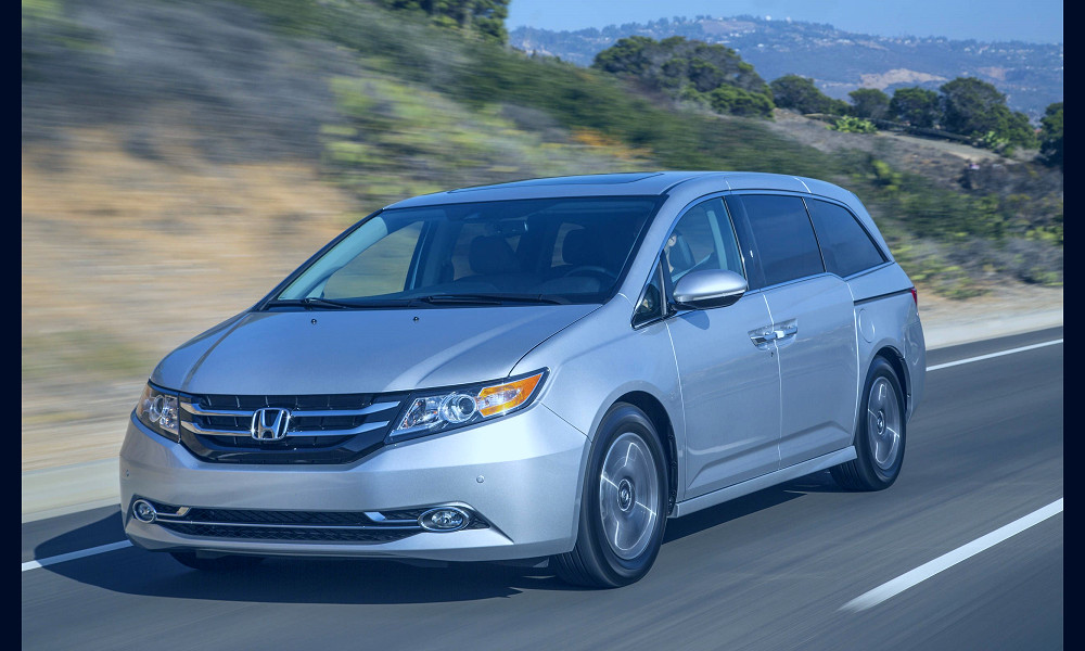 2015 Honda Odyssey Touring Elite review notes