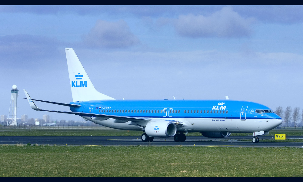 KLM Completes First Scheduled Service Flight Using Biofuel | WIRED