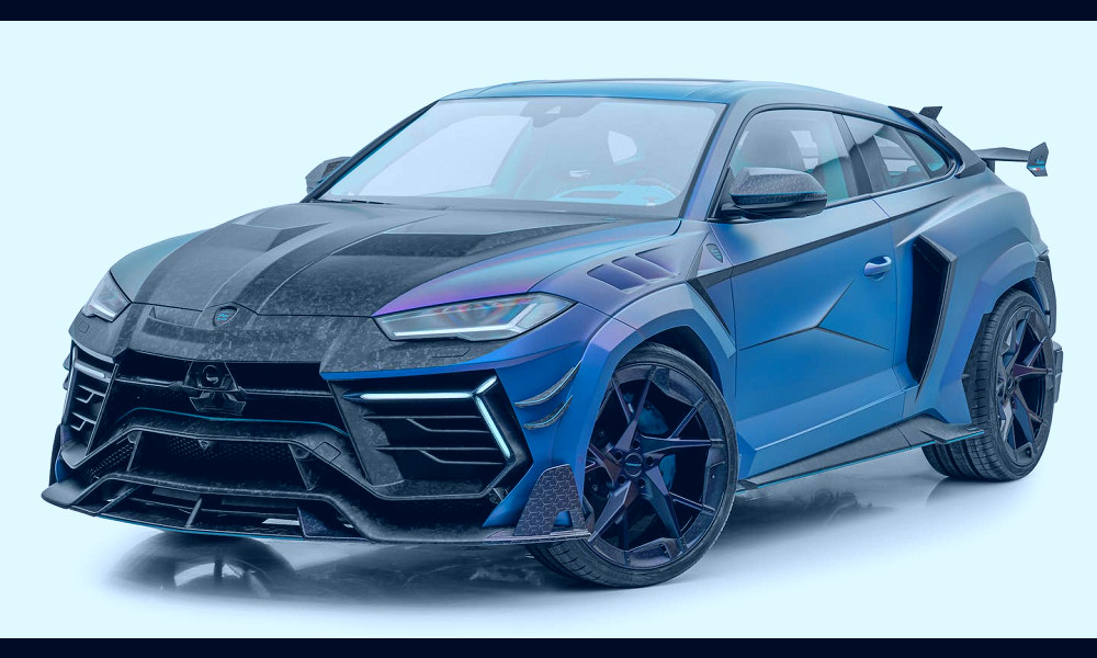 Mansory's Lamborghini Urus Coupe Is a 900-HP Bi-Winged Glitch