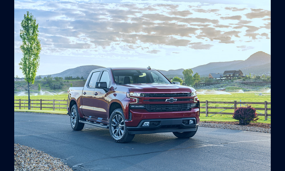 2020 Chevrolet Silverado 3.0L Duramax Delivers EPA-Estimated 33 Miles Per  Gallon Highway