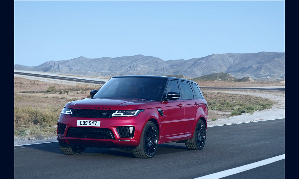 Refreshing or Revolting: 2018 Range Rover Sport