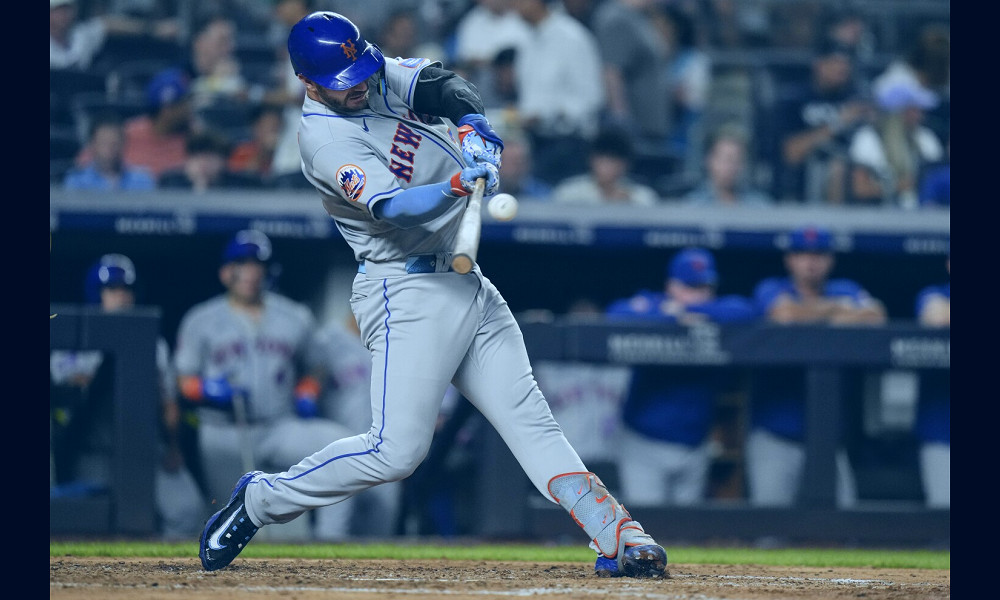 Alonso has a big night and Verlander pitches the Mets past the Yankees 9-3  in the Subway Series | AP News