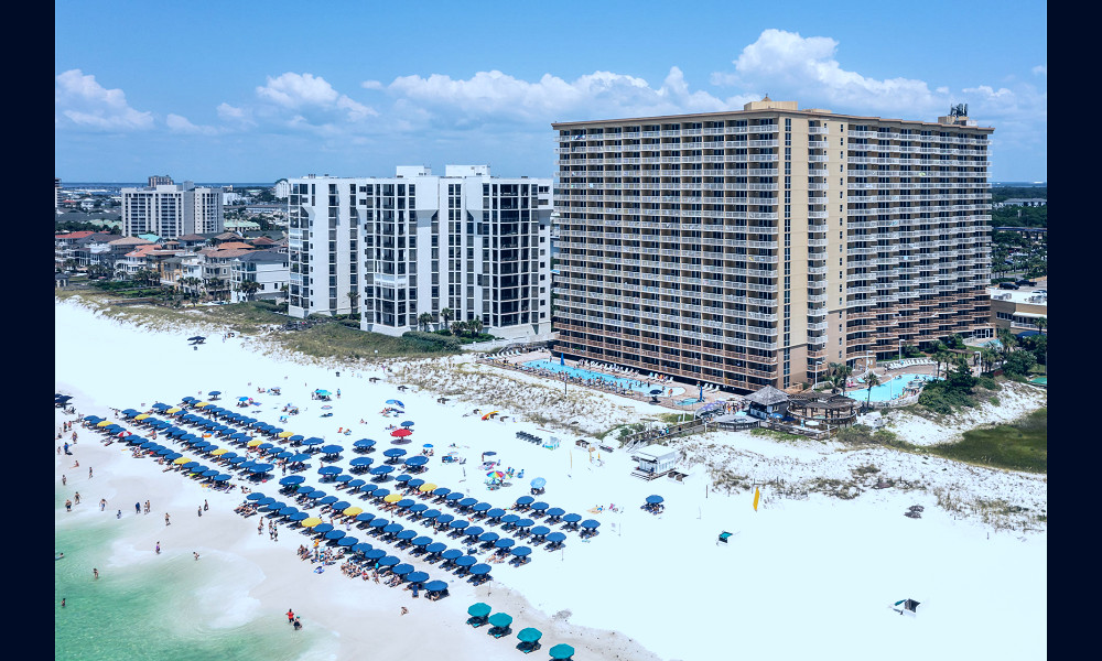 Pelican Beach Resort in Destin | Ocean Reef Resorts