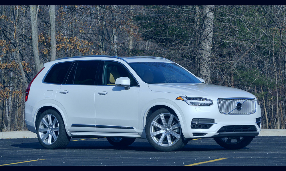 2017 Volvo XC90 Review: Just don't pick the PHEV