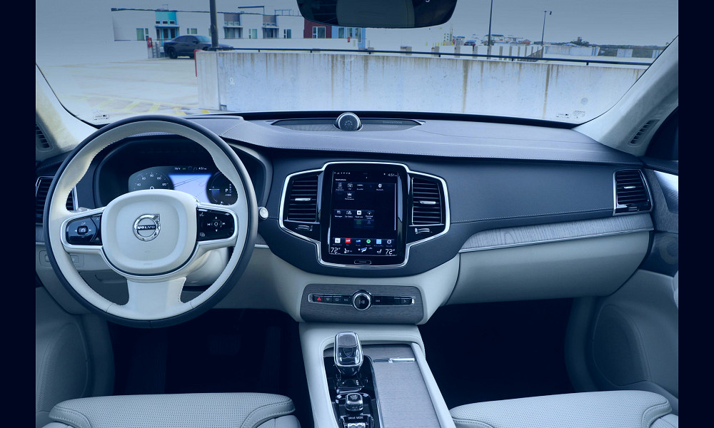 2020 Volvo XC90 Hybrid Interior Dimensions: Seating, Cargo Space & Trunk  Size - Photos | CarBuzz