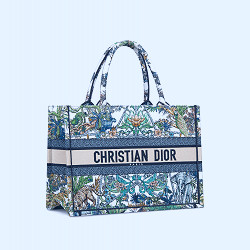 Medium Dior Book Tote White Multicolor Étoile de Voyage Embroidery (36 x  27.5 x 16.5 cm) | DIOR US