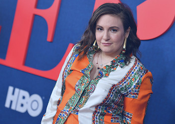 Lena Dunham reveals she Ehlers-Danlos syndrome | CNN