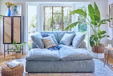 Bryant Daybed | Joybird