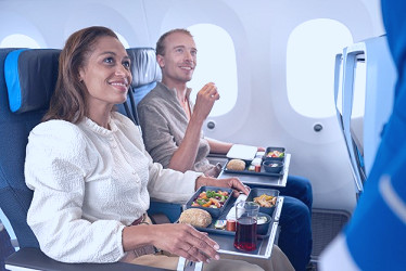 KLM unveils new cabin class: Premium Comfort | bluebiz