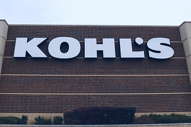 Kohl's eyes strong 2022 profits, turns to failsafe brands | Reuters